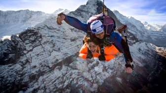 Skydive vor dem Eiger