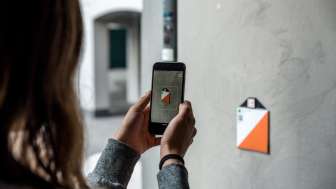 Abscannen des Schildes