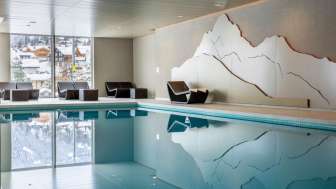 Schwimmbecken